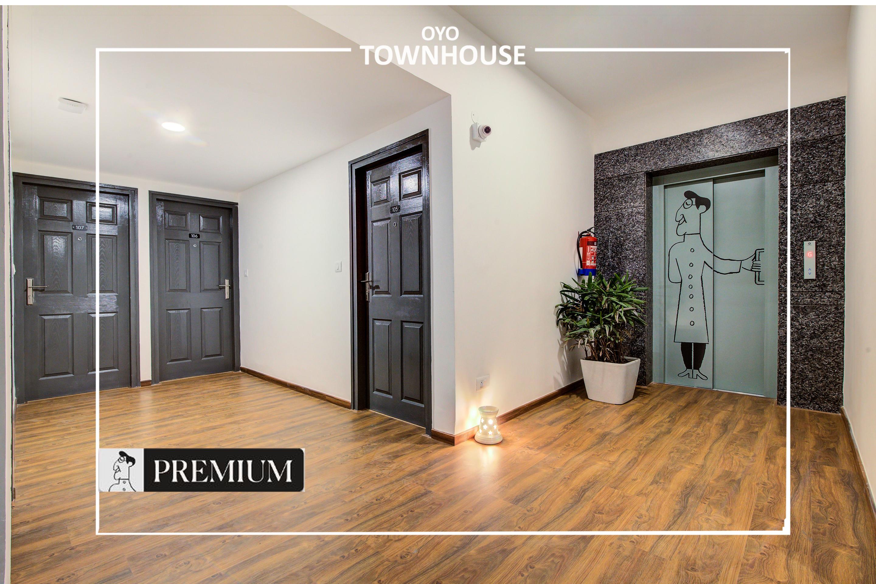 Townhouse 076 Hebbal Hotel Bangalore Luaran gambar
