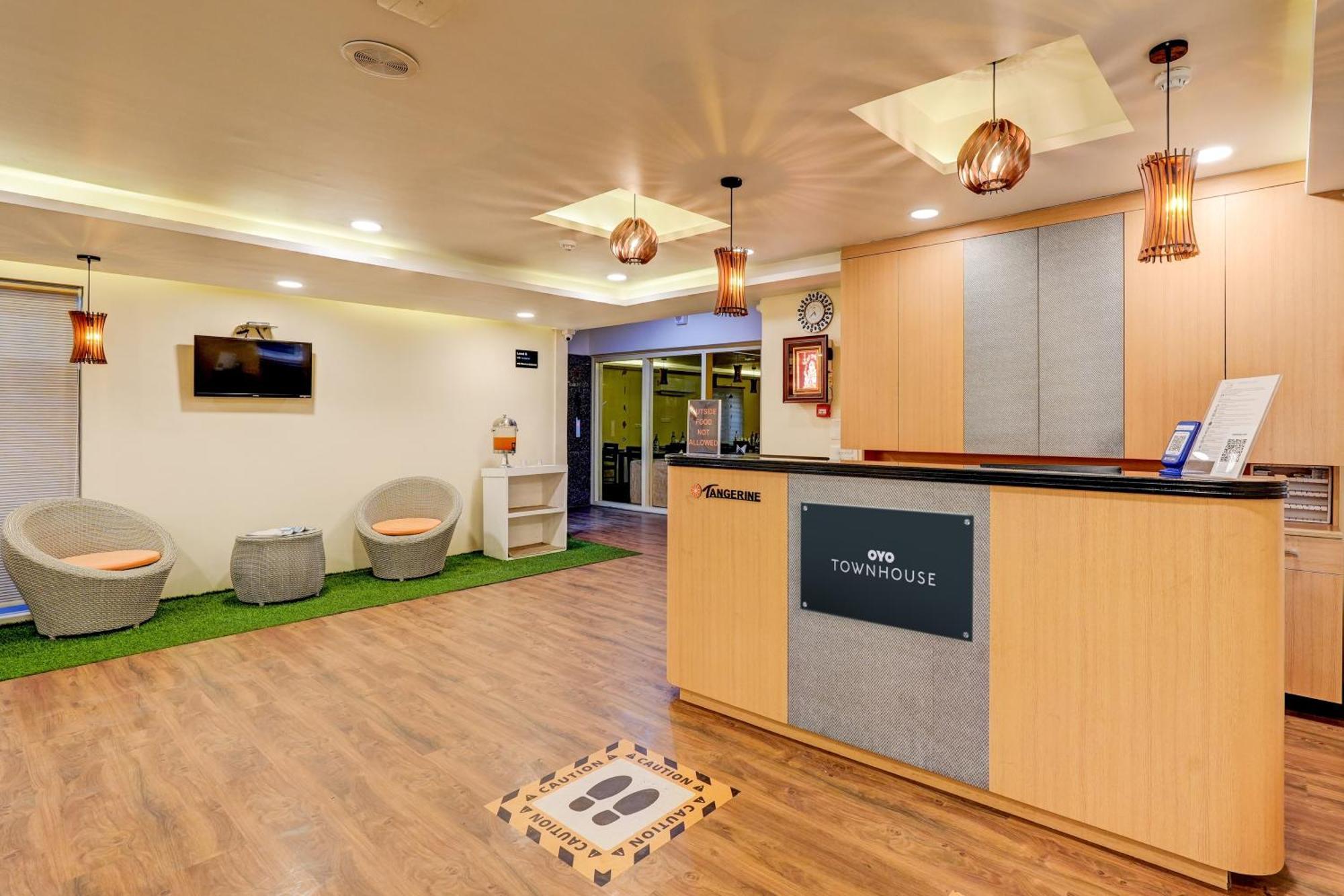 Townhouse 076 Hebbal Hotel Bangalore Luaran gambar