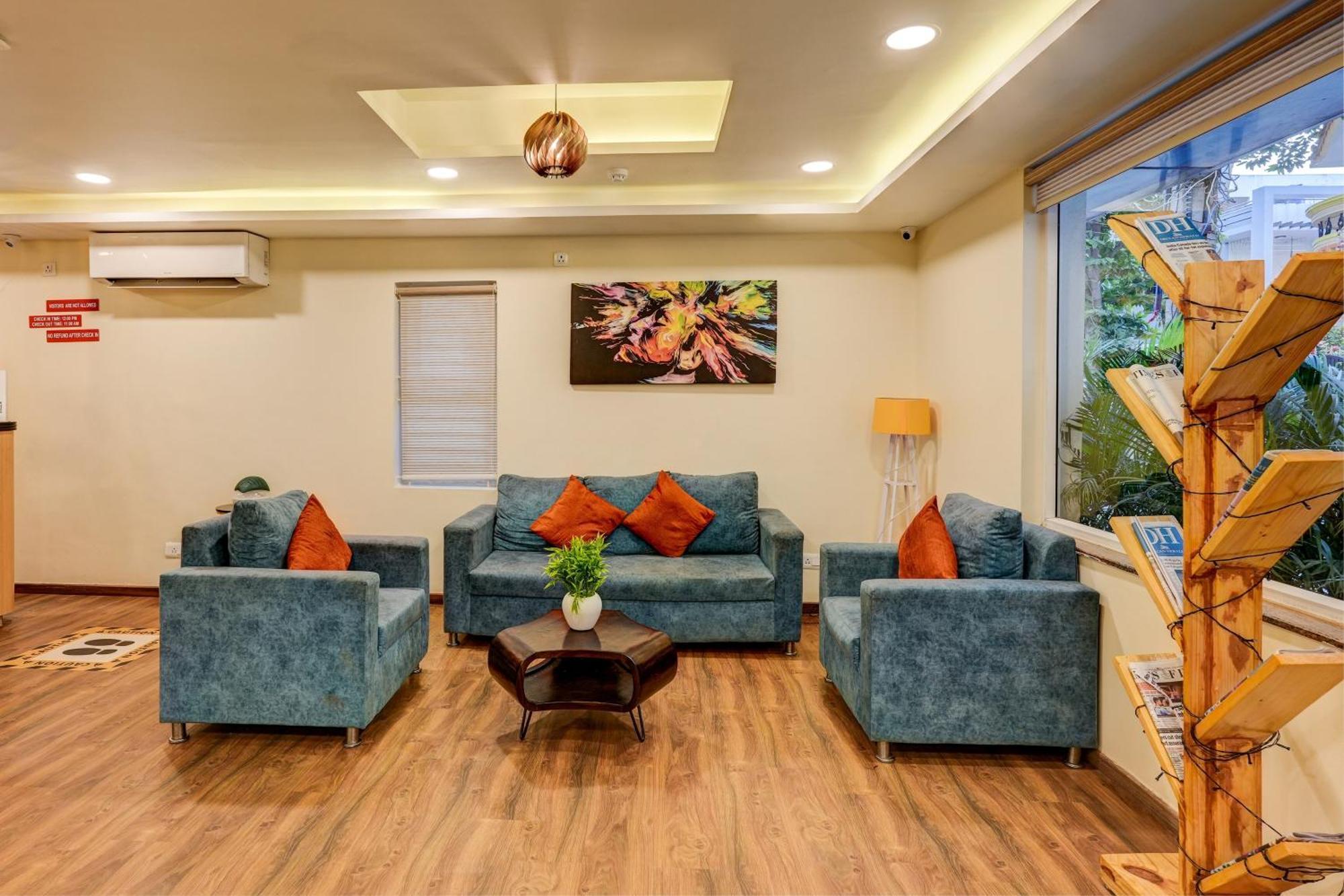 Townhouse 076 Hebbal Hotel Bangalore Luaran gambar