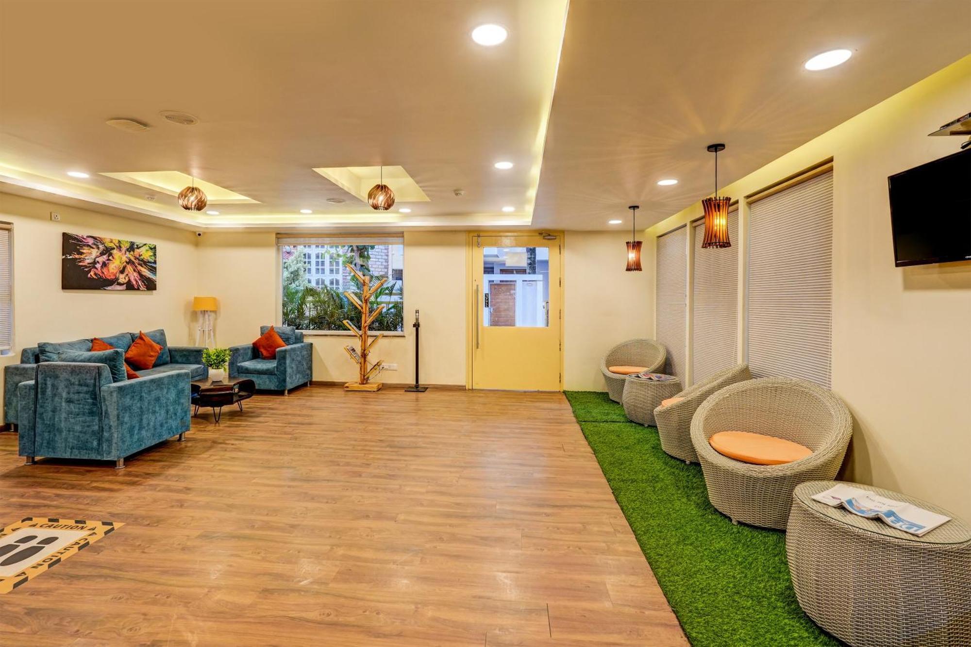 Townhouse 076 Hebbal Hotel Bangalore Luaran gambar