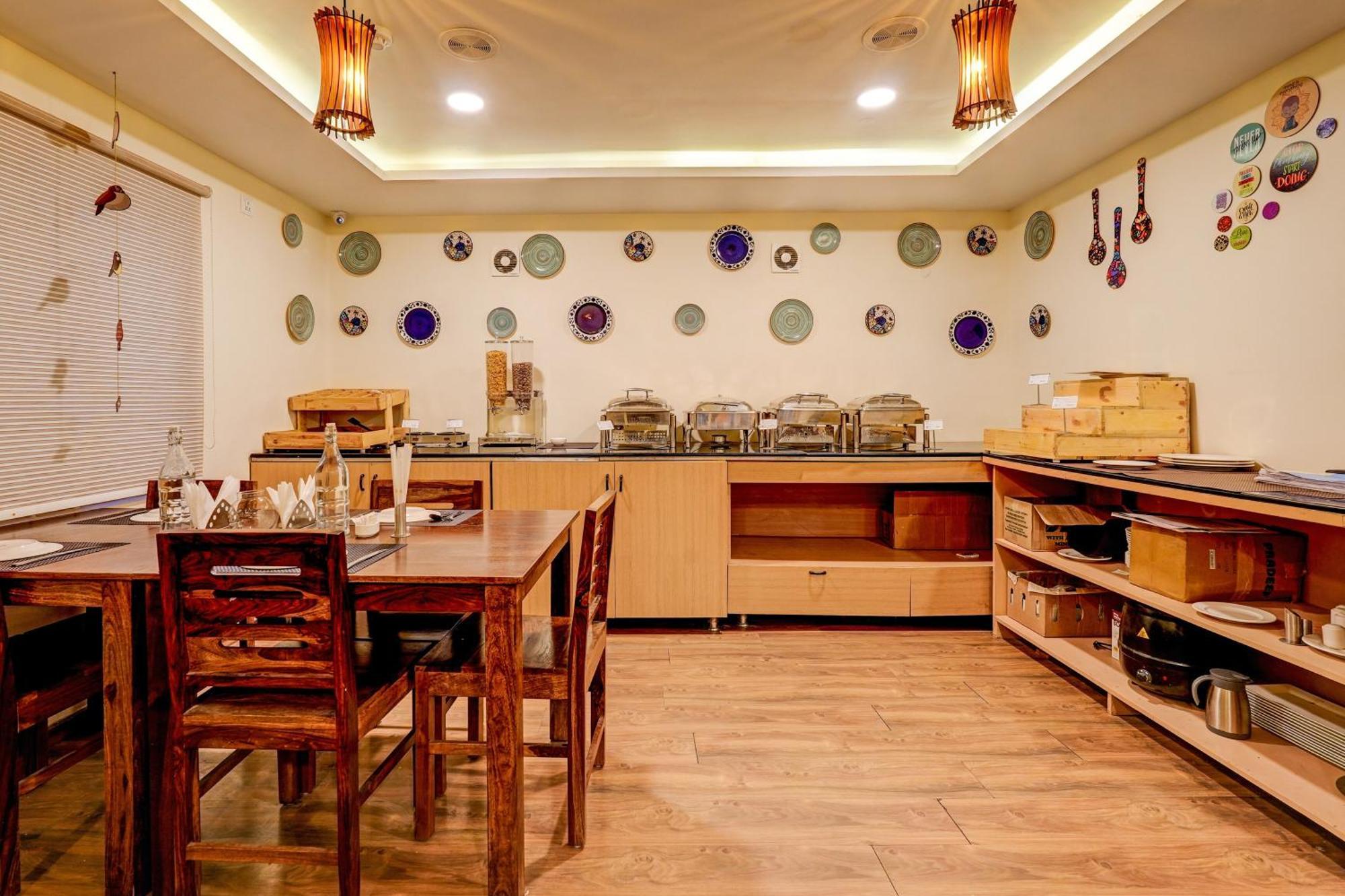 Townhouse 076 Hebbal Hotel Bangalore Luaran gambar
