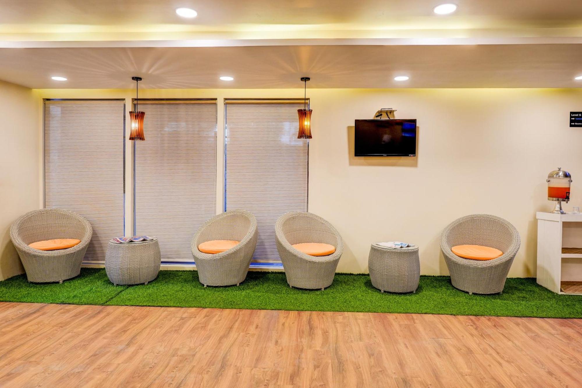 Townhouse 076 Hebbal Hotel Bangalore Luaran gambar